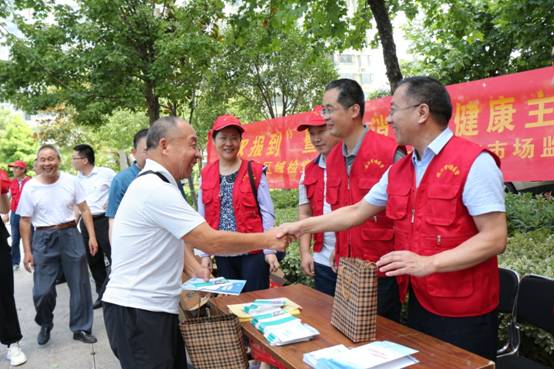 与省药监五分局共同双报到.jpg